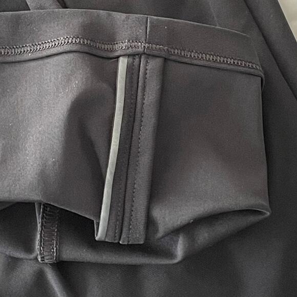 Lululemon ABC Classic-Fit 5 Pocket Pant 32L
Warpstreme Pants - Picture 13 of 13